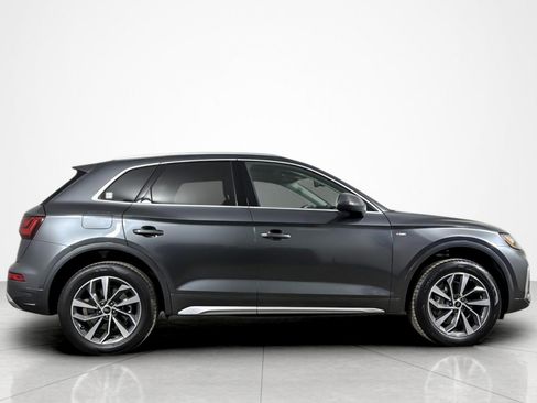 Used 2023 Audi Q5 2.0T Premium Plus w/ Premium Plus Package AWD/4WD image 6