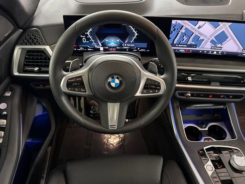 Used 2024 BMW X7 xDrive40i w/ Executive Package image 14