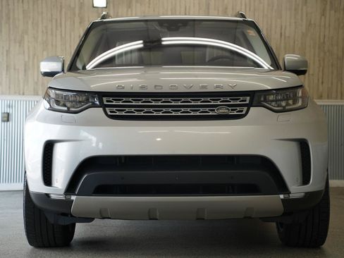 Used 2018 Land Rover Discovery HSE Luxury AWD/4WD image 3