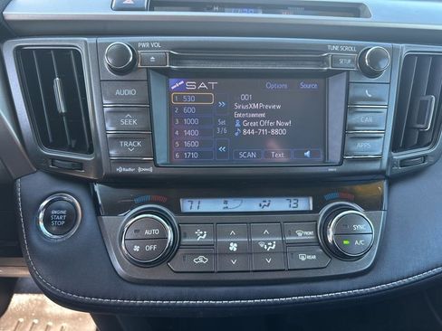 Used 2013 Toyota RAV4 Limited image 22