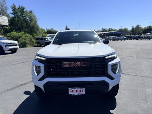 New 2026 GMC Canyon Elevation RWD image 2