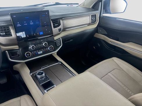 Certified 2022 Ford Expedition Max Limited RWD image 25