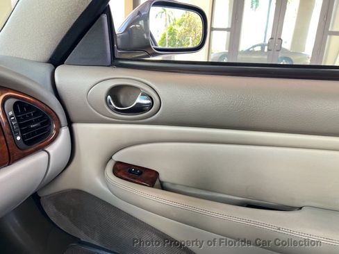 Used 1999 Jaguar XK8 Convertible RWD image 44
