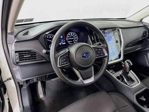 Used 2025 Subaru Outback Premium w/ Popular Package #1A AWD/4WD image 16