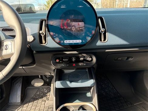 Used 2025 MINI Cooper Countryman S w/ Comfort Package Max image 11