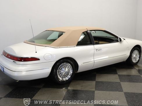 Used 1994 Lincoln Mark VIII image 11