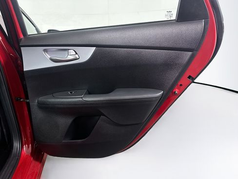 Used 2024 Kia Forte LXS FWD image 28