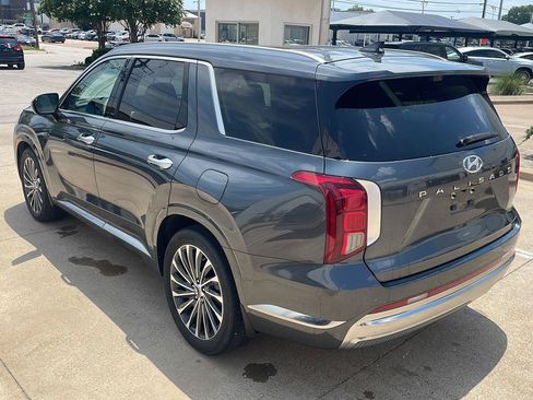 Used 2023 Hyundai Palisade Calligraphy AWD/4WD image 4