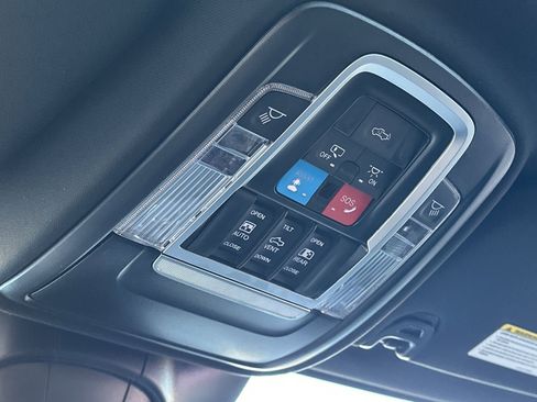 Used 2025 RAM 2500 Rebel w/ Rebel Level 2 Equipment Group image 23