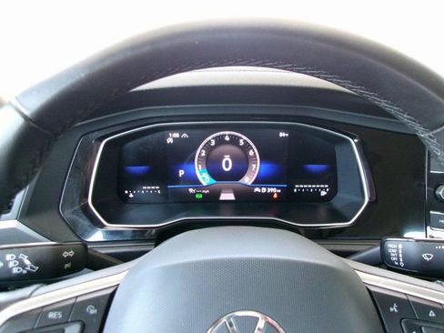 Used 2024 Volkswagen Jetta S image 8