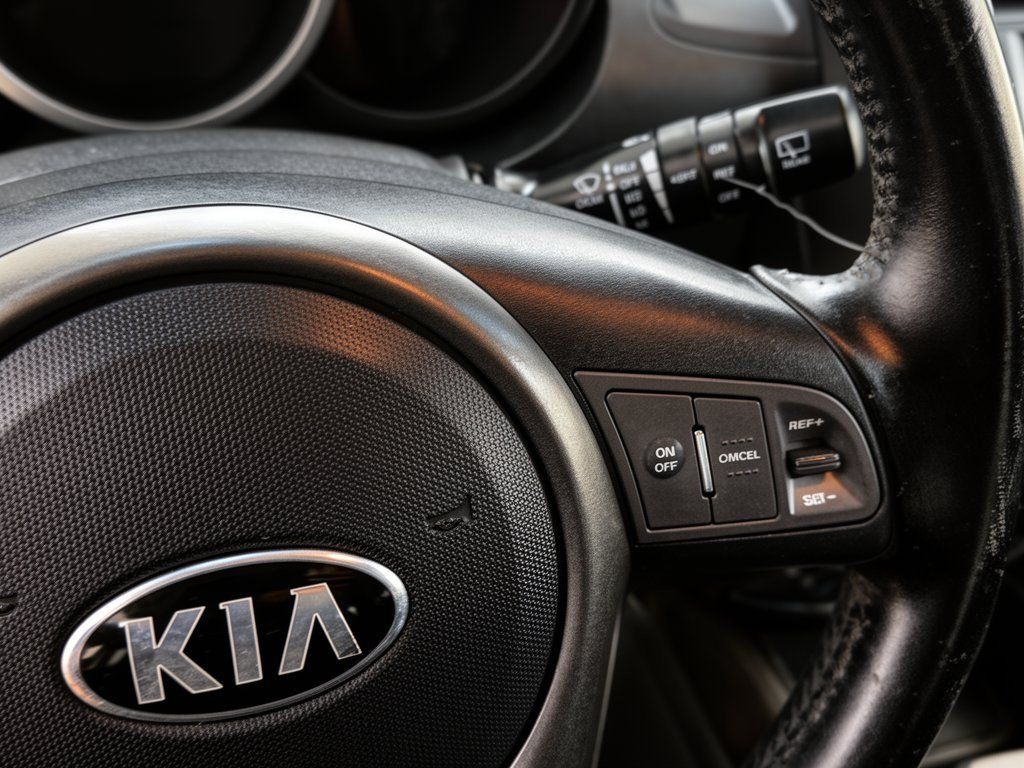 Used 2013 Kia Soul + w/ Audio Pkg FWD image 19