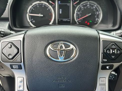 Certified 2023 Toyota 4Runner Limited AWD/4WD image 11