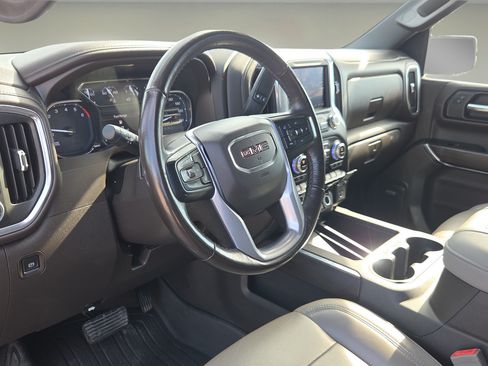Used 2019 GMC Sierra 1500 SLT AWD/4WD image 31