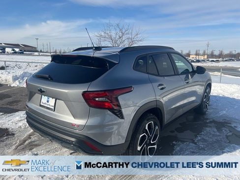 New 2026 Chevrolet Trax RS image 8