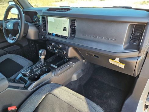 New 2025 Ford Bronco Big Bend AWD/4WD image 32