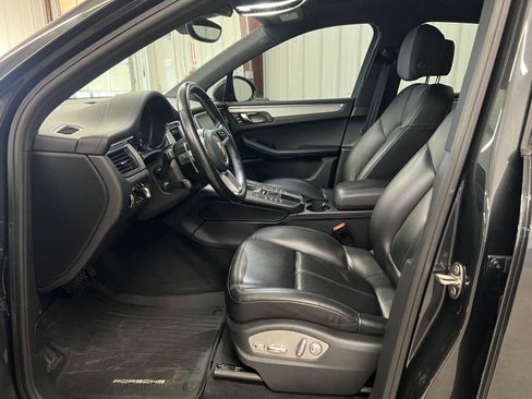 Used 2017 Porsche Macan GTS image 17