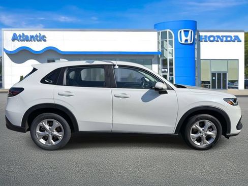 Certified 2024 Honda HR-V LX image 4