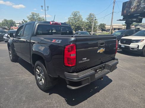 Used 2017 Chevrolet Colorado Z71 AWD/4WD image 5