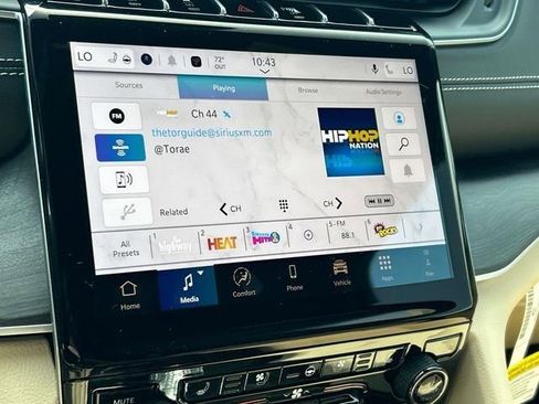 New 2025 Jeep Grand Cherokee Limited w/ Luxury Tech Group II image 24