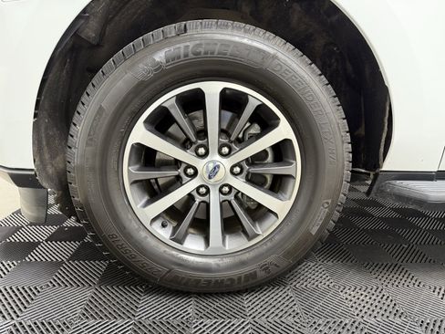 Used 2019 Ford Expedition XLT w/ Equipment Group 201A image 10