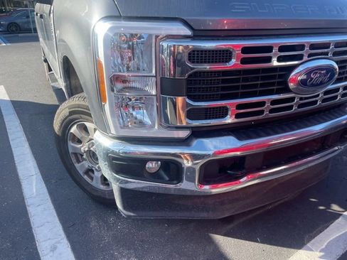 Used 2024 Ford F250 XLT image 3