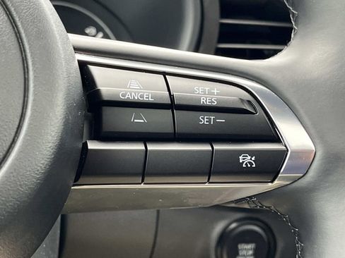 Used 2024 MAZDA MAZDA3 s image 24