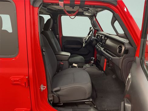 Used 2018 Jeep Wrangler Unlimited Sport S AWD/4WD image 22