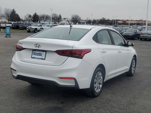 Used 2022 Hyundai Accent SE image 8