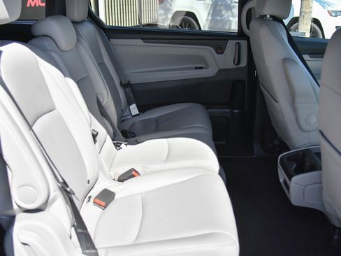 Used 2023 Honda Odyssey EX-L image 46