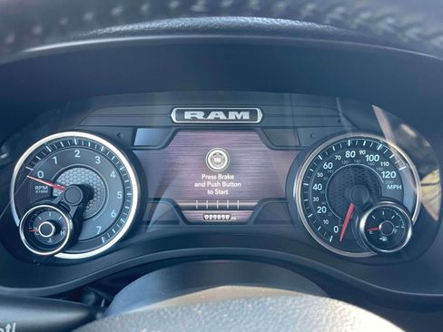 Used 2023 RAM 1500 Laramie image 26