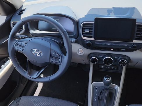 New 2026 Hyundai Venue SEL FWD image 5
