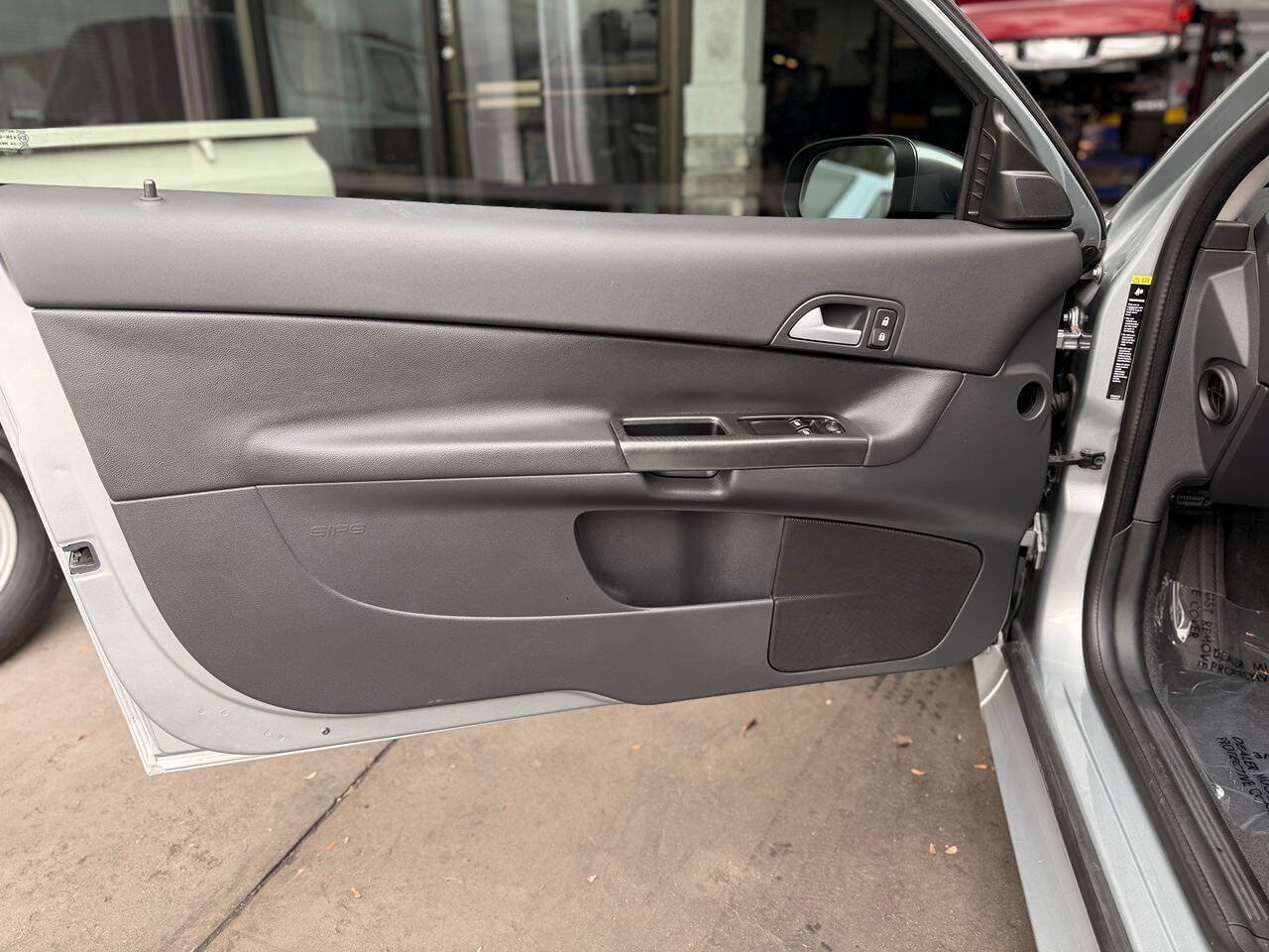 Used 2009 Volvo C30 T5 FWD image 3