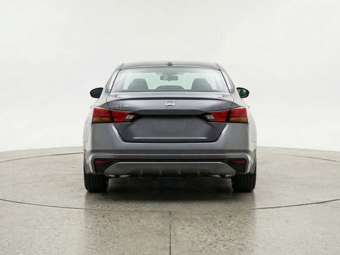 Used 2025 Nissan Altima 2.5 SV image 7