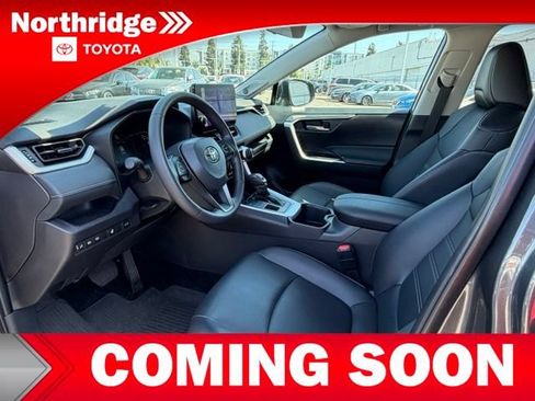Used 2025 Toyota RAV4 XLE Premium w/ Weather Package AWD/4WD image 5