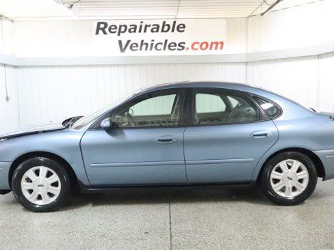 Used 2007 Ford Taurus SEL FWD image 1