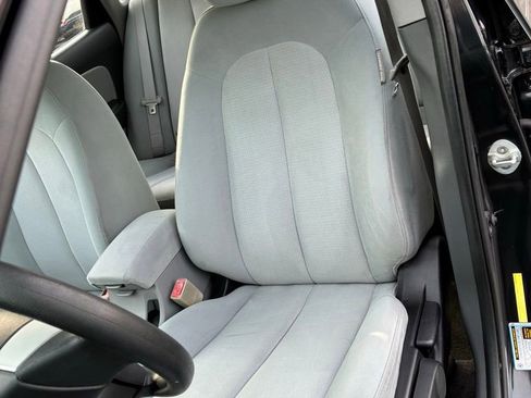 Used 2008 Hyundai Elantra GLS image 17