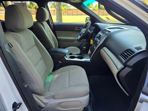 Used 2014 Ford Explorer FWD image 13