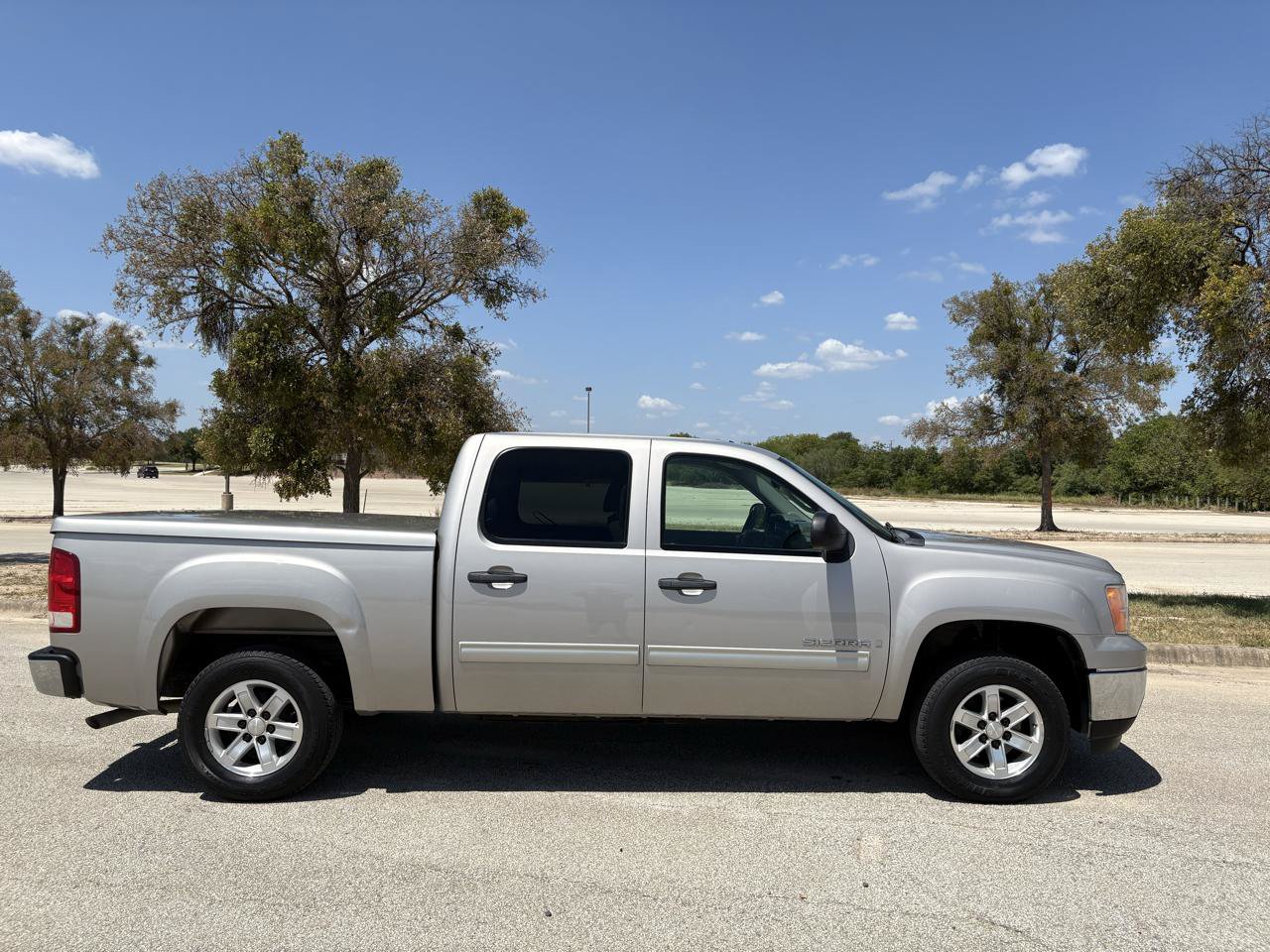 Used 2009 GMC Sierra 1500 SLE w/ Power Pack Plus RWD image 49