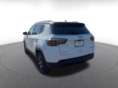 Used 2025 Jeep Compass Limited AWD/4WD image 11