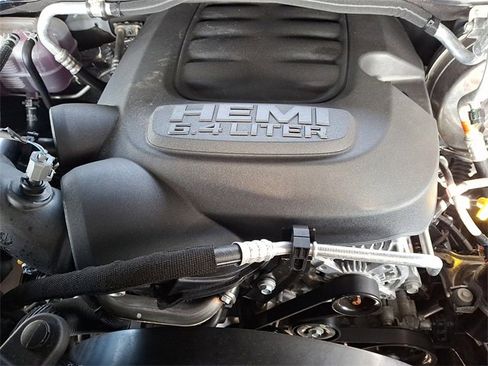 Used 2024 RAM 2500 Tradesman w/ Chrome Appearance Group image 29