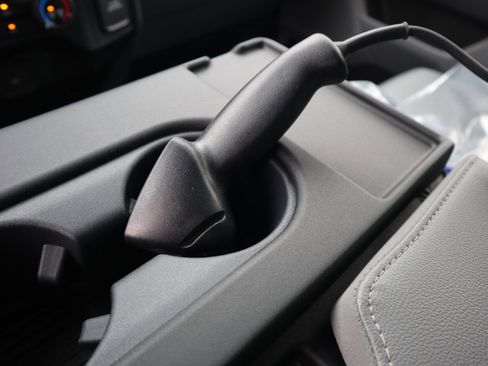 New 2026 Ford F550 4x4 Crew Cab image 21