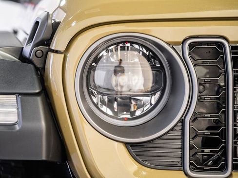 New 2026 Jeep Gladiator Mojave image 10