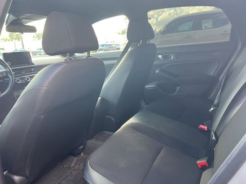 Used 2023 Honda Civic Sport image 6