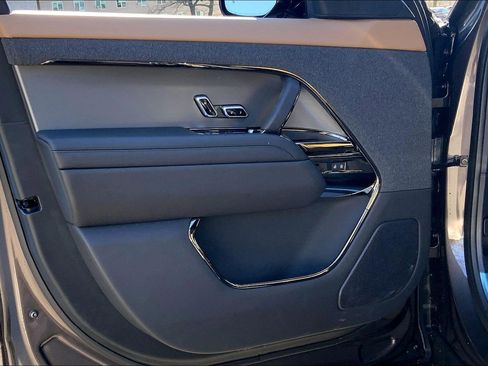 New 2026 Land Rover Range Rover Sport Dynamic SE image 10