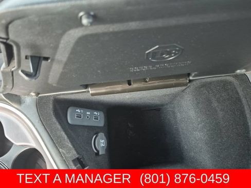 Used 2022 Dodge Challenger R/T Scat Pack RWD image 23