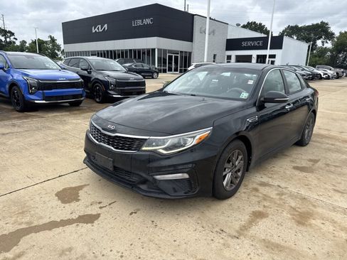 Used 2019 Kia Optima LX FWD image 3