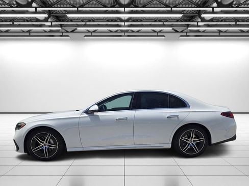 Used 2025 Mercedes-Benz E 350 Sedan image 6
