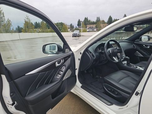 Used 2021 INFINITI Q50 Sensory image 22