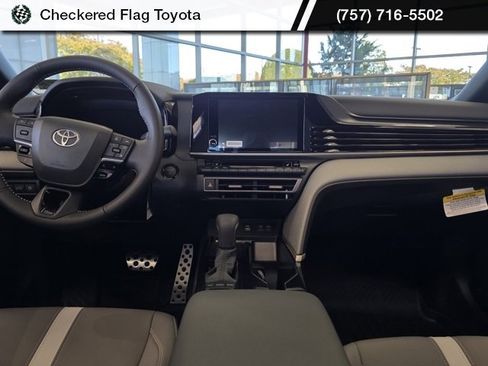 New 2026 Toyota Camry SE image 7