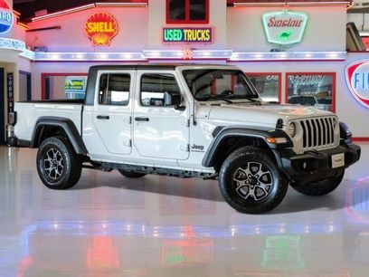 Used 2020 Jeep Gladiator Sport w/ Quick Order Package 24S
